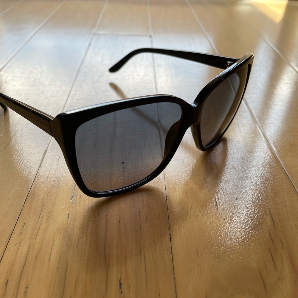 Tom Ford TF228 Black Gradient Authentic Sunglasses - Picture 4 of 8